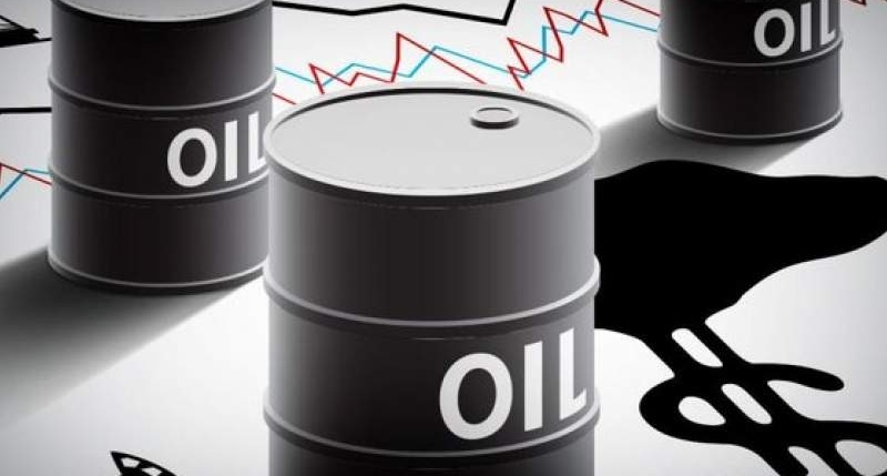 خطر ریزش قیمت نفت به کانال ۶۰ دلار در ۲۰۲۵/ چشم امید بازار نفت به تصمیمات اوپک